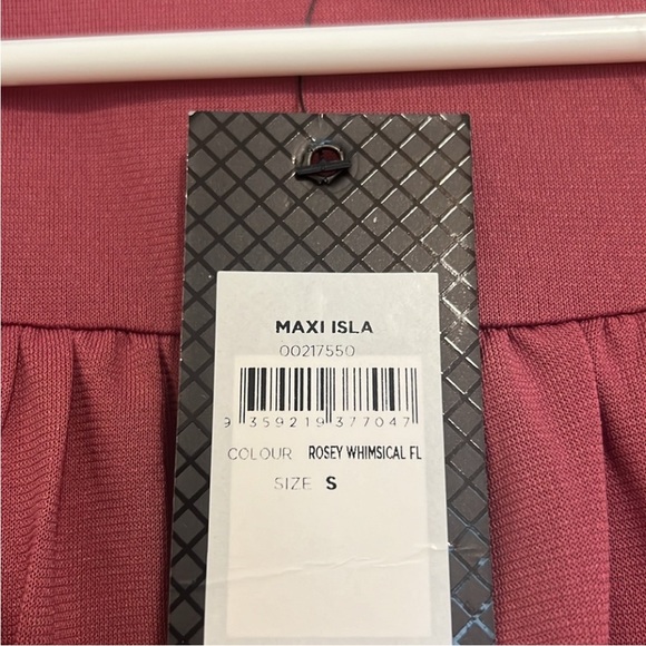 City Chic Blush Floral Maxi Dress - Picture 8 of 12